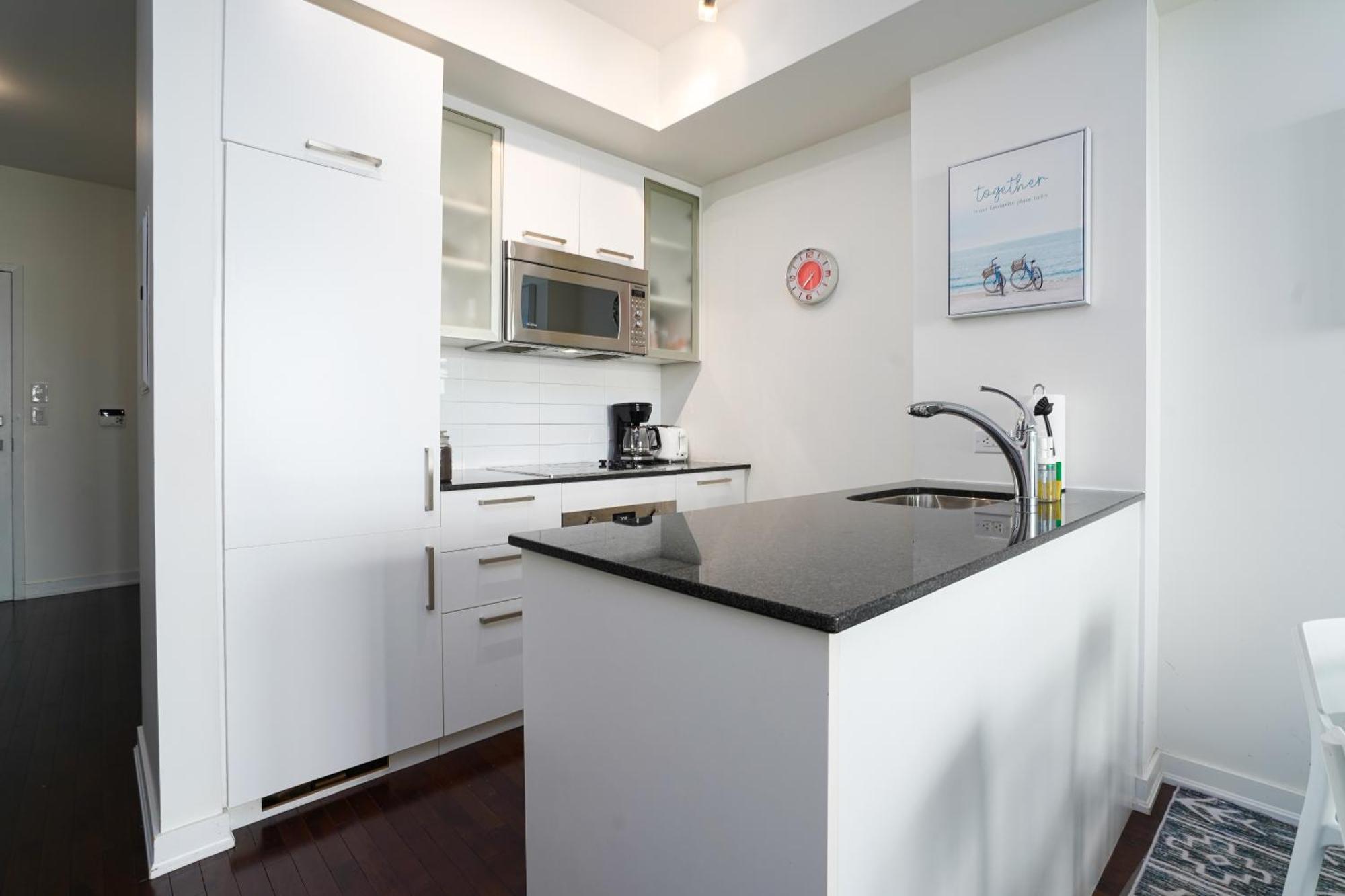 Downtown Toronto 2 Bedrooms Condo Exterior foto